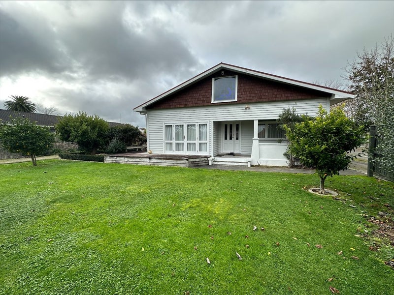 Property Valuation for 14 Queenwood Road, Levin, Levin Trade Me