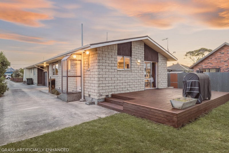 2/25 Sylvia Street, Parklands, Christchurch - Carousel 2