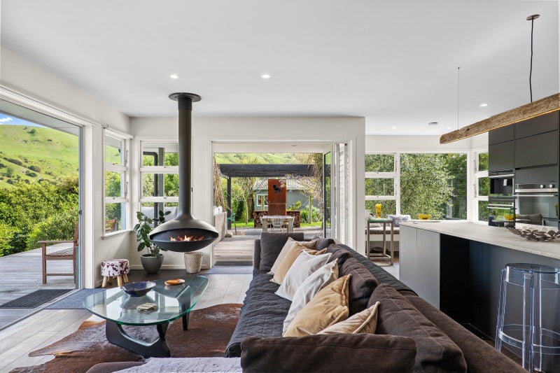 120 Pipers Valley Road, Duvauchelle, Akaroa - Carousel 2