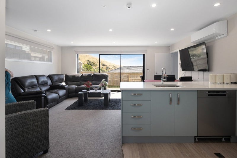2/29 Comber Place, Johnsonville, Wellington - Carousel 2
