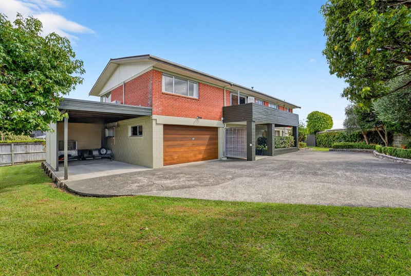 27 Gulf Crest, Bucklands Beach, Auckland - Carousel 1