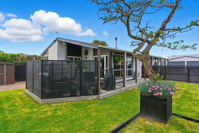 6 Cassidy Place, Belfast, Christchurch - Carousel 1