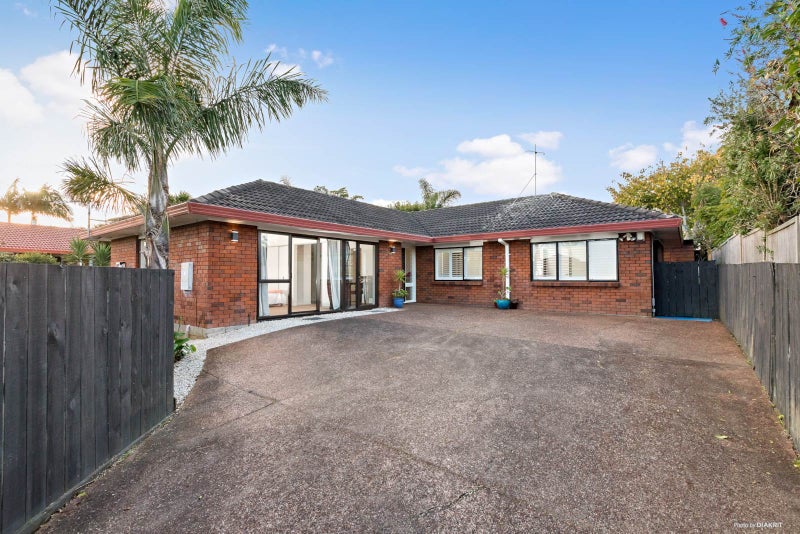 Property Valuation for 2/50 Channing Crescent, Botany Downs, Auckland