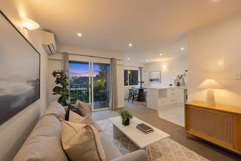 15/83 Lake Road, Belmont, North Shore City, Auckland - Carousel 2
