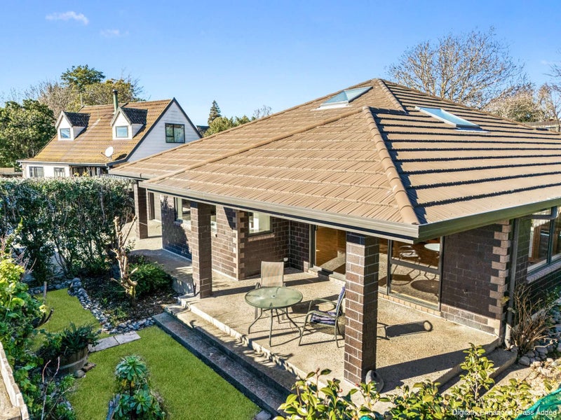 7B Oudenarde Street, Renwick, Renwick - Carousel 1