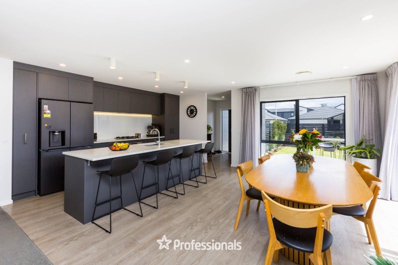 13 Castletown Street, Wallaceville, Upper Hutt - Carousel 2