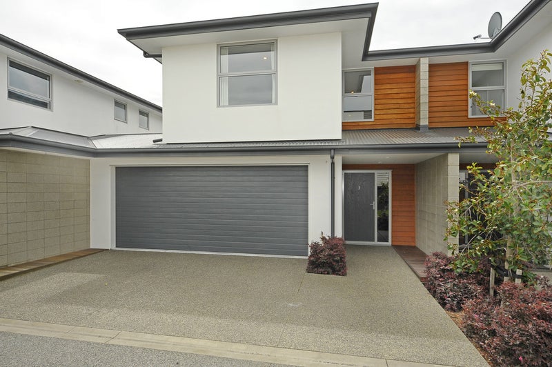 2/20 Old Red Barn Road, Halswell, Christchurch - Carousel 2