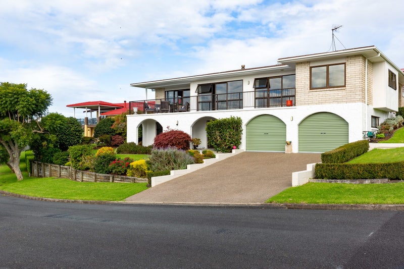 18 Anzac Road, Pukekohe, Pukekohe - Carousel 1