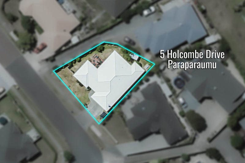 5 Holcombe Drive, Paraparaumu - Carousel 26