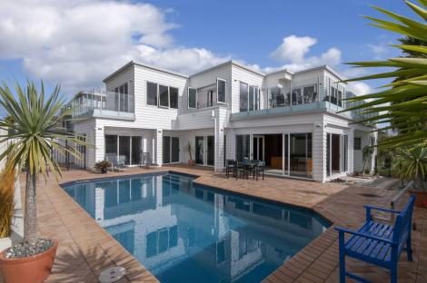 17 Quedley Ct, Bucklands Beach, Manukau City, Auckland - Carousel 1