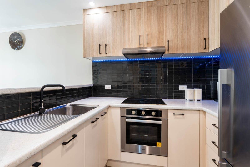 10 Chapel Road, Flat Bush, Auckland - Carousel 2