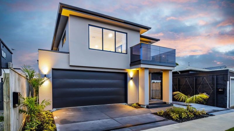 38 Buller Street, New Plymouth, New Plymouth - Carousel 1