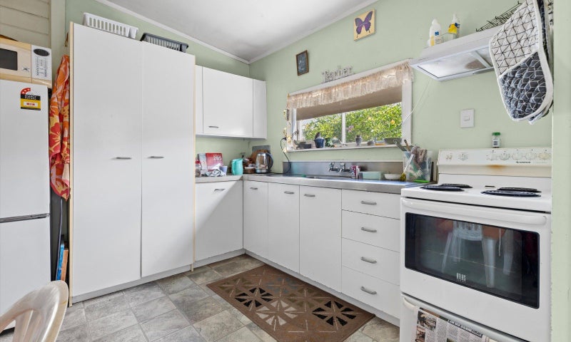 76 Taupiri Street, Te Kuiti - Carousel 2