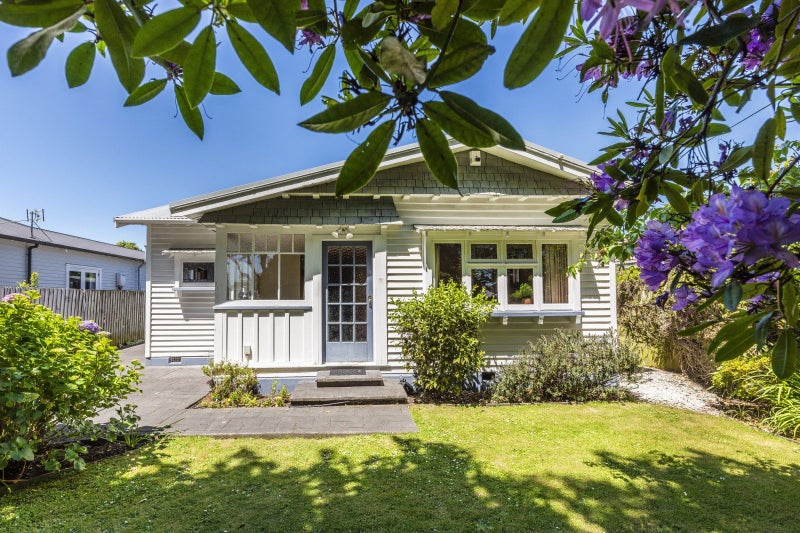 92 Rose Street, Somerfield, Christchurch - Carousel 1