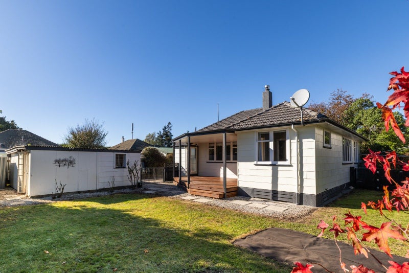 613 Collinge Place, Mayfair, Hastings - Carousel 2