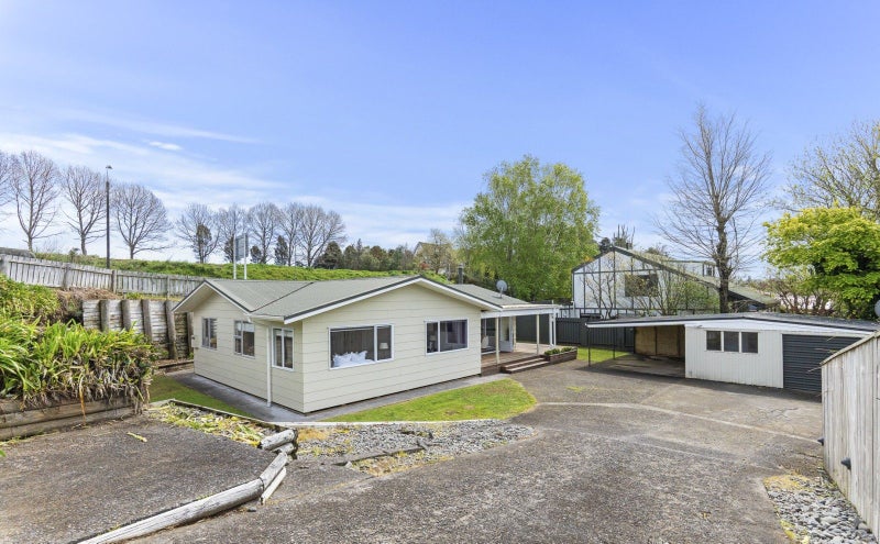 1 Branch Road, Welbourn, New Plymouth - Carousel 1