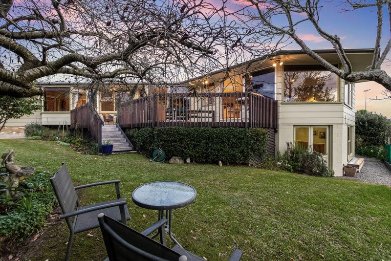 24 Litten Road, Cockle Bay, Auckland - Carousel 1