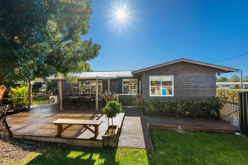 19 Rousehill Street, Renwick, Renwick - Carousel 1