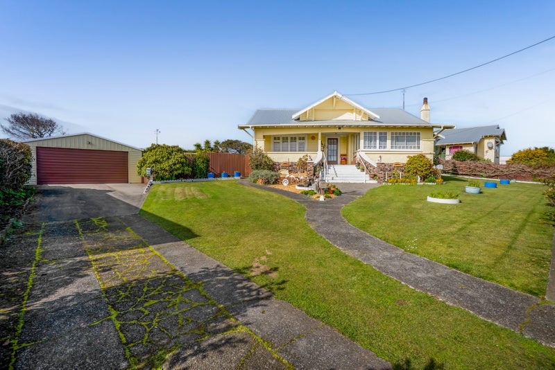 18 Argyle Street, Hawera, Hawera - Carousel 1