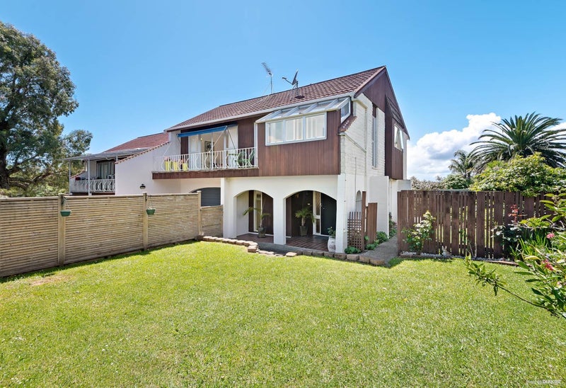 Property Valuation for 105B Glenmore Road, Sunnyhills, Auckland Trade