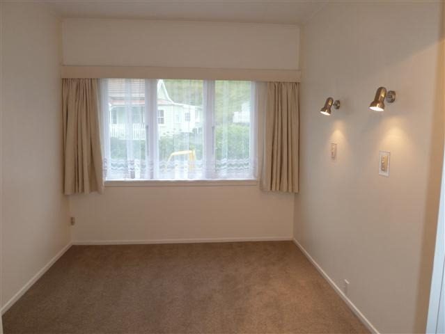 39 Milton Road, Bluff Hill, Napier - Carousel 7