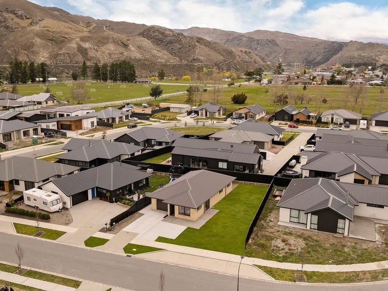 5 Woods Crescent, Cromwell, Cromwell - Carousel 19