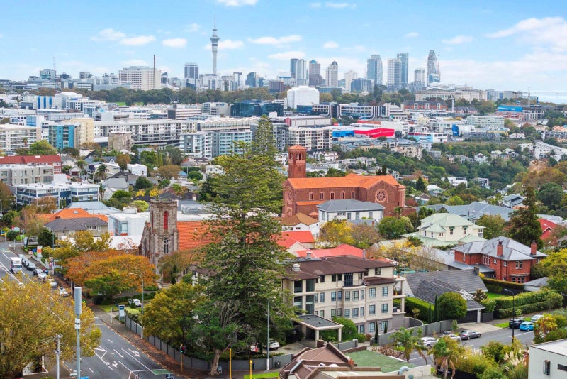 GA/2 Bassett Road, Remuera, Auckland - Carousel 31