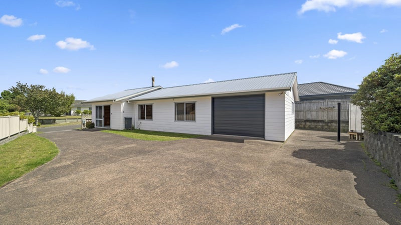 111 Lakewood Drive, Nukuhau, Taupo - Carousel 1