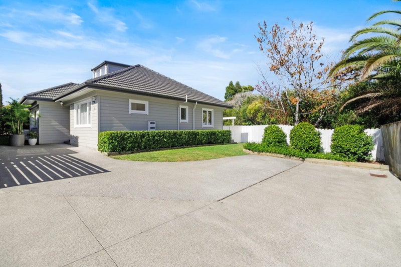 17B Tait Street, Avondale, Auckland - Carousel 1