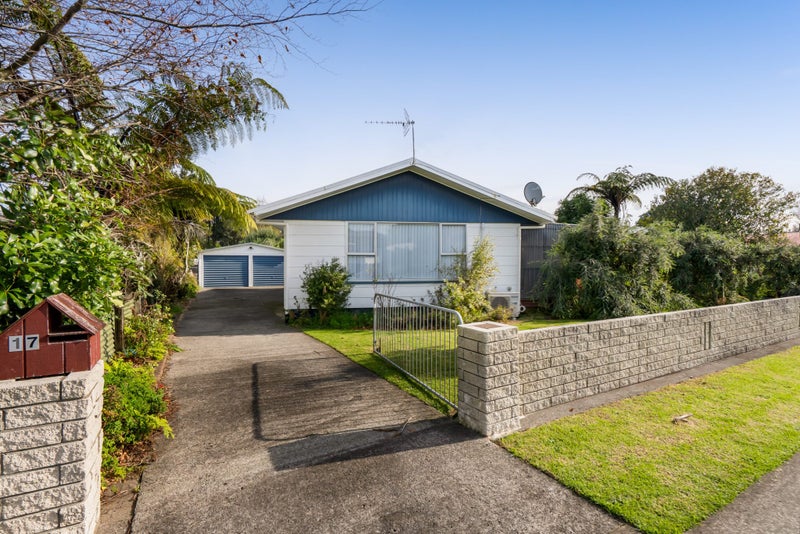 17 Lantana Avenue, Bell Block, New Plymouth - Carousel 1
