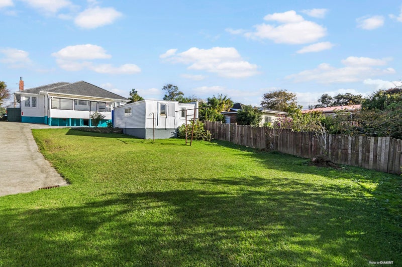 205 White Swan Road, Mount Roskill, Auckland - Carousel 1
