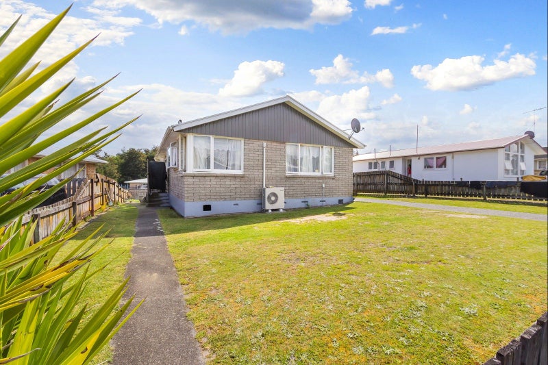 18 Seath Avenue, Taumarunui - Carousel 1