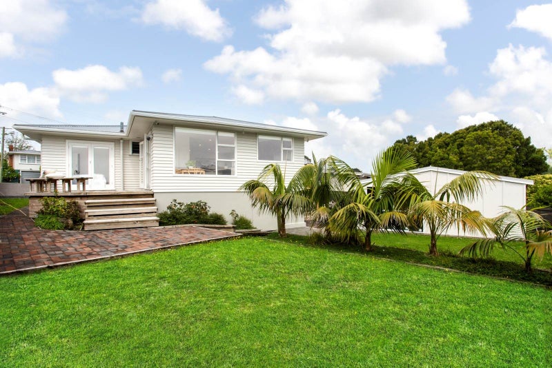 106 Methuen Road, New Windsor, Auckland - Carousel 1
