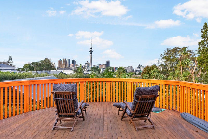 8 Margaret Street, Freemans Bay, Auckland - Carousel 1