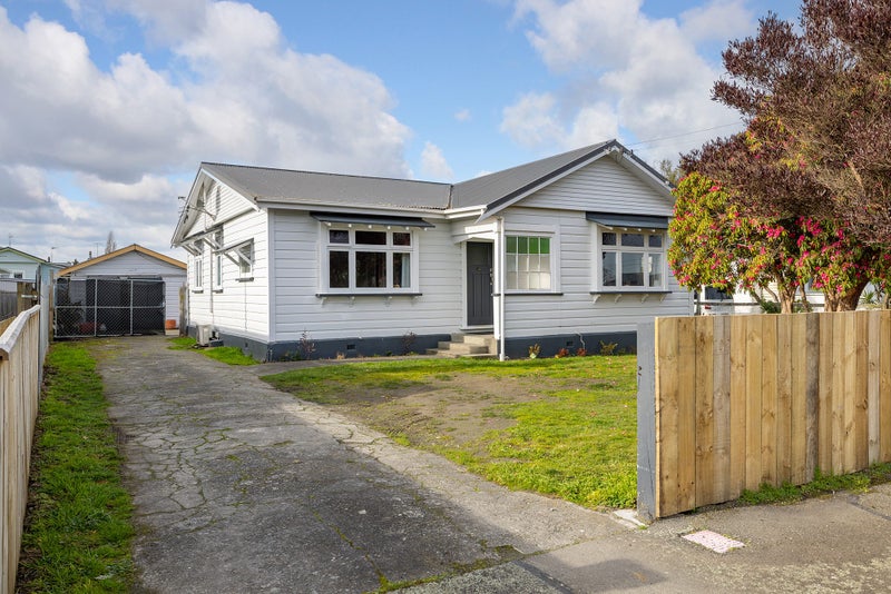 1 Hacker Street, Masterton - Carousel 1