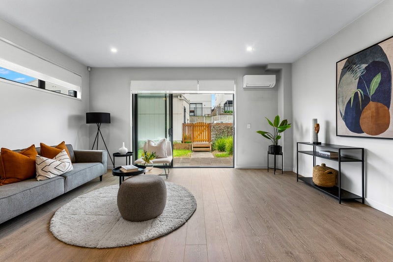 75 Tarapuka Road, Westgate, Auckland - Carousel 1