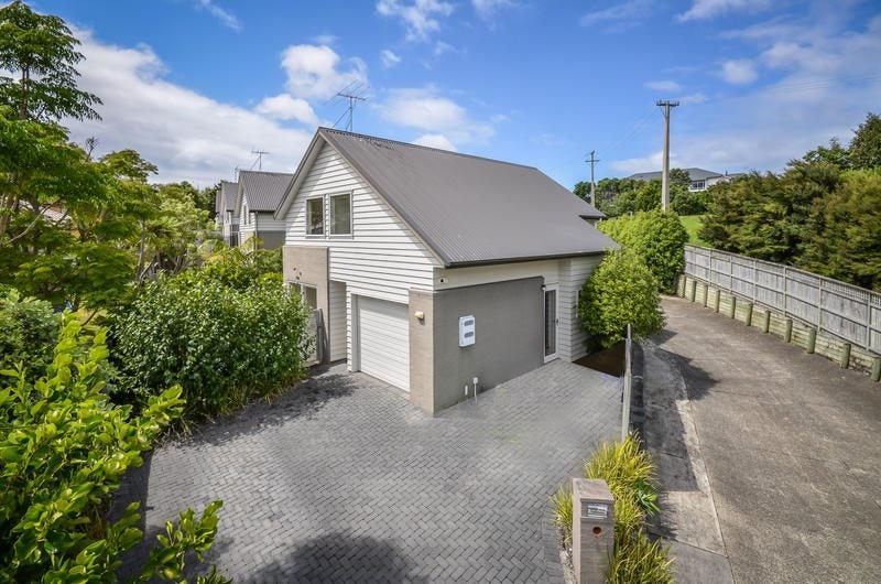 19A Nimstedt Avenue, Oteha, Auckland - Carousel 1