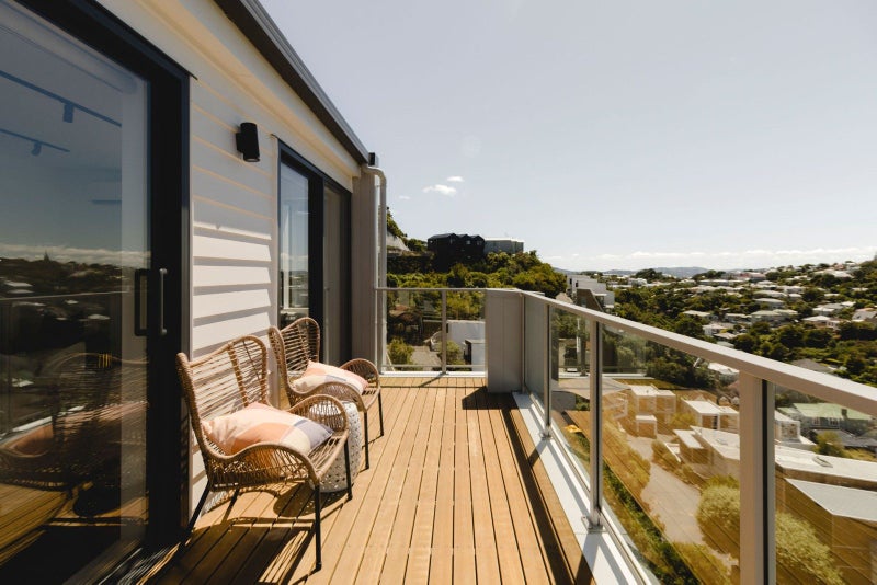 5/69 Tiketike Way, Brooklyn, Wellington - Carousel 1