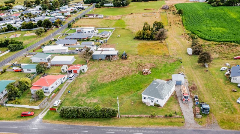 8 Egmont Street, Kaponga, Hāwera - Carousel 24