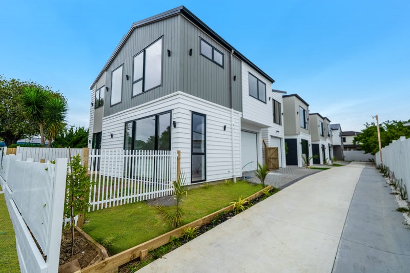 4 Barrie Avenue, Papatoetoe, Auckland - Carousel 2