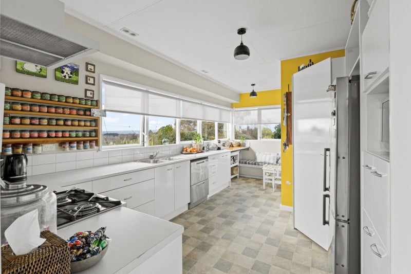 15 Windsor Terrace, Feilding, Feilding - Carousel 1