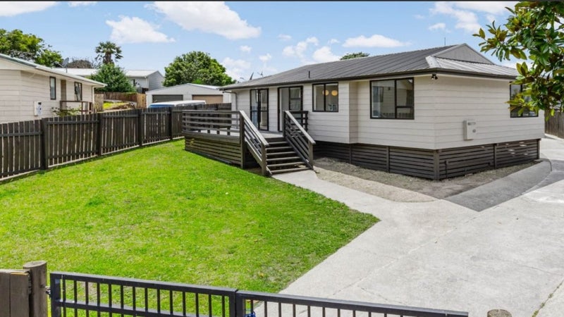 176 Finlayson Avenue, Clendon Park, Auckland - Carousel 1