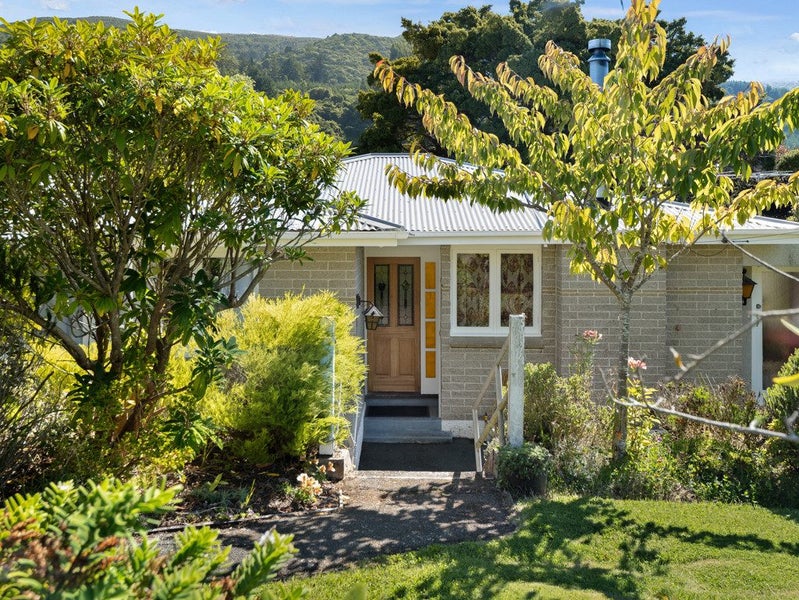 29 Glenmore Street, Glenleith, Dunedin - Carousel 2