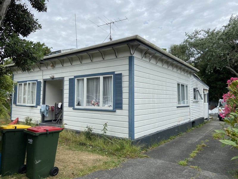 103 Pharazyn Street, Melling, Lower Hutt - Carousel 2