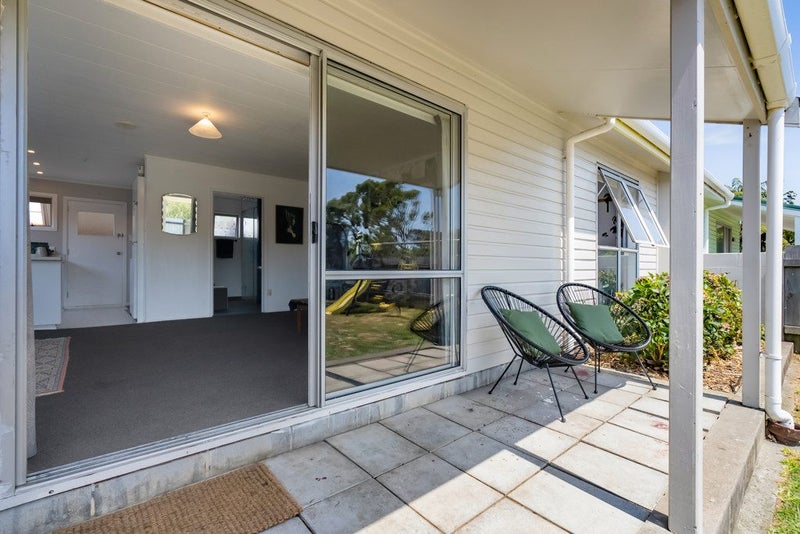 1/8 Ross Place, Blagdon, New Plymouth - Carousel 2