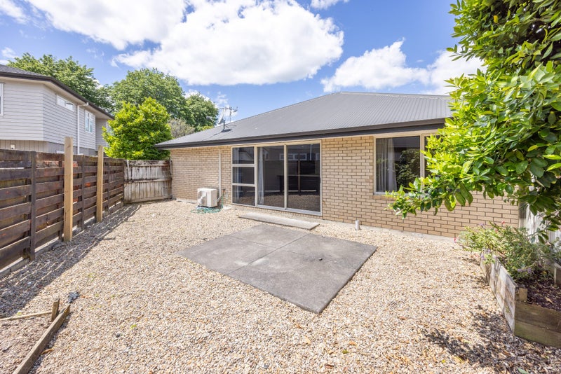 15D Beaumont Street, Hamilton East, Hamilton, Waikato - Carousel 12