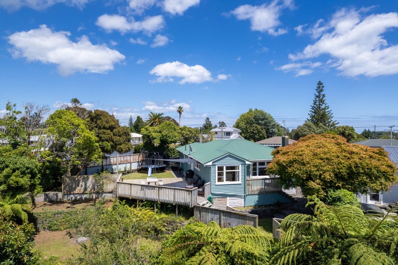 36 Budleigh Street, Frankleigh Park, New Plymouth - Carousel 1