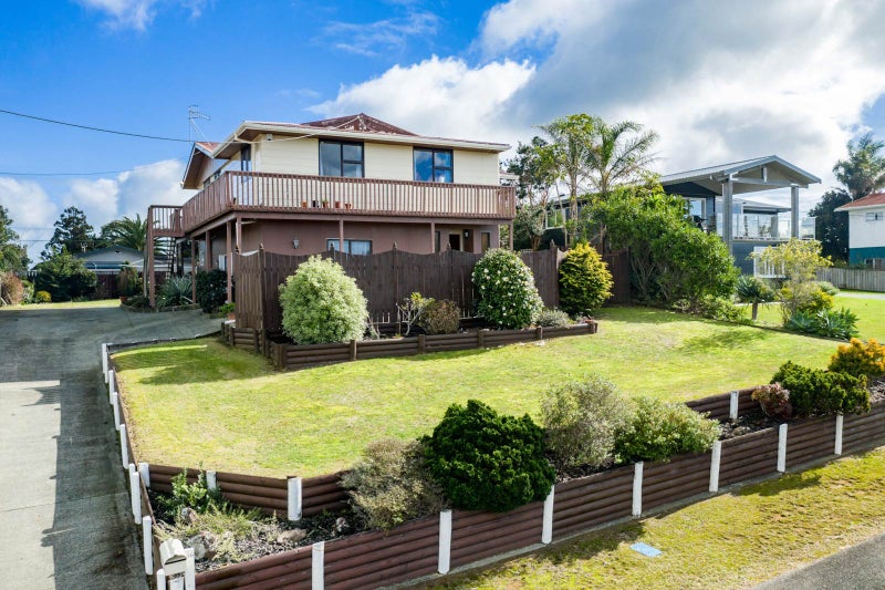 16 Seaview Road, Ruakaka - Carousel 1