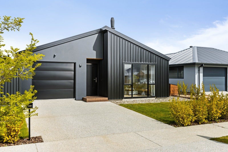 133 Burdon Loop, LAKE HAWEA - Carousel 1