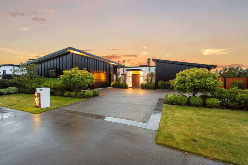 9 Farrelly Place, Casebrook, Christchurch - Carousel 2